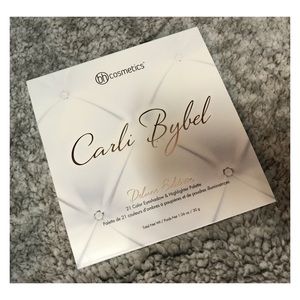 Carli bybel palette
